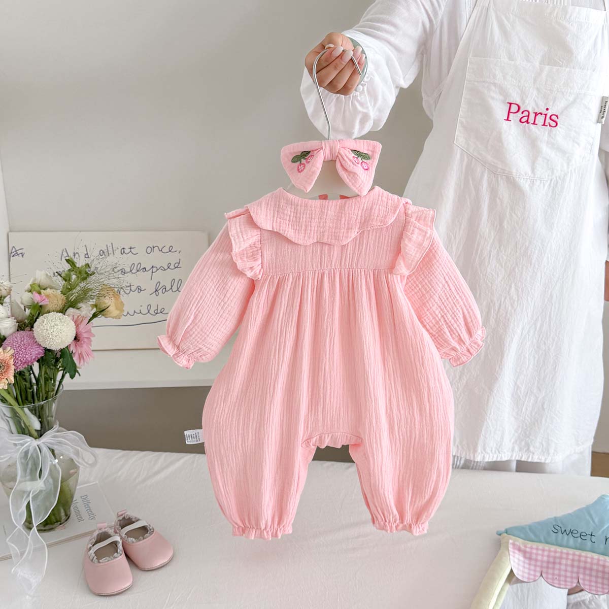 신생아 여아 봄 가을 거즈 롬퍼 매칭 보우 러플 칼라  - Baby Nursery Embroidery 리뷰 및 가격